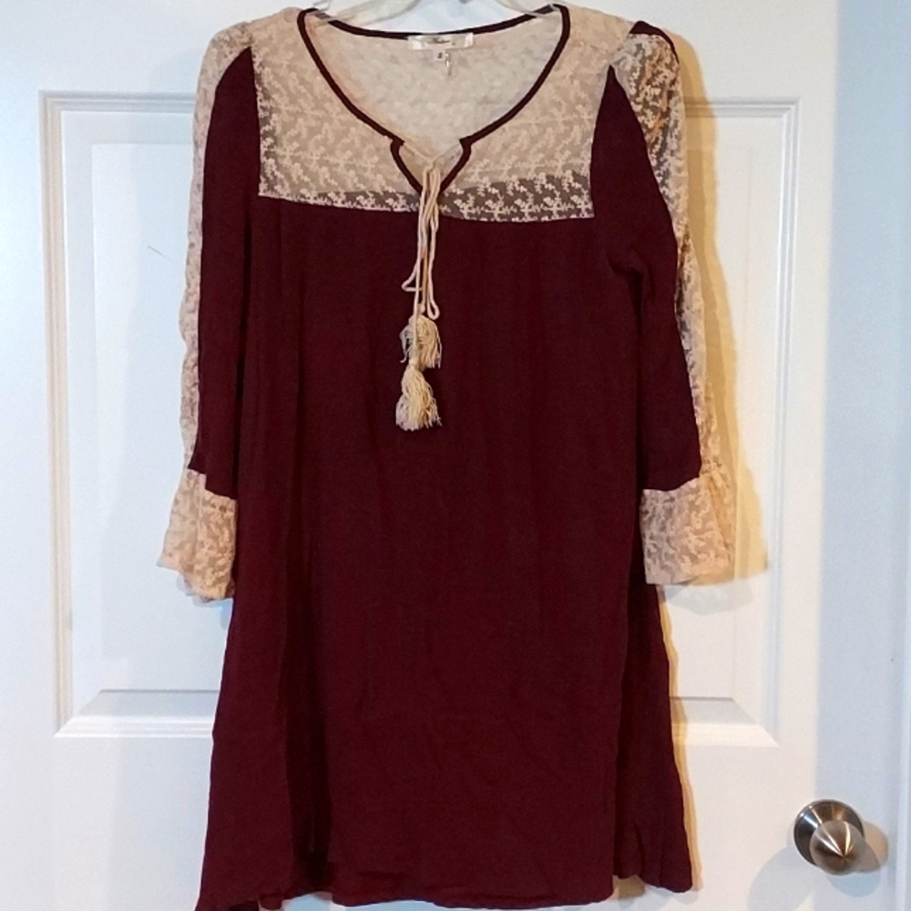 ANDREE BY UNIT Burgundy and Cream Lace Dress Size Small